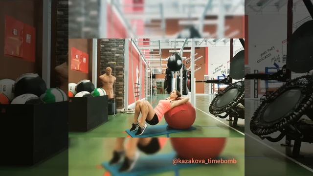 Full body workout #12 2018 Комплекс упражнений на проработку основных групп мышц смотреть онлайн