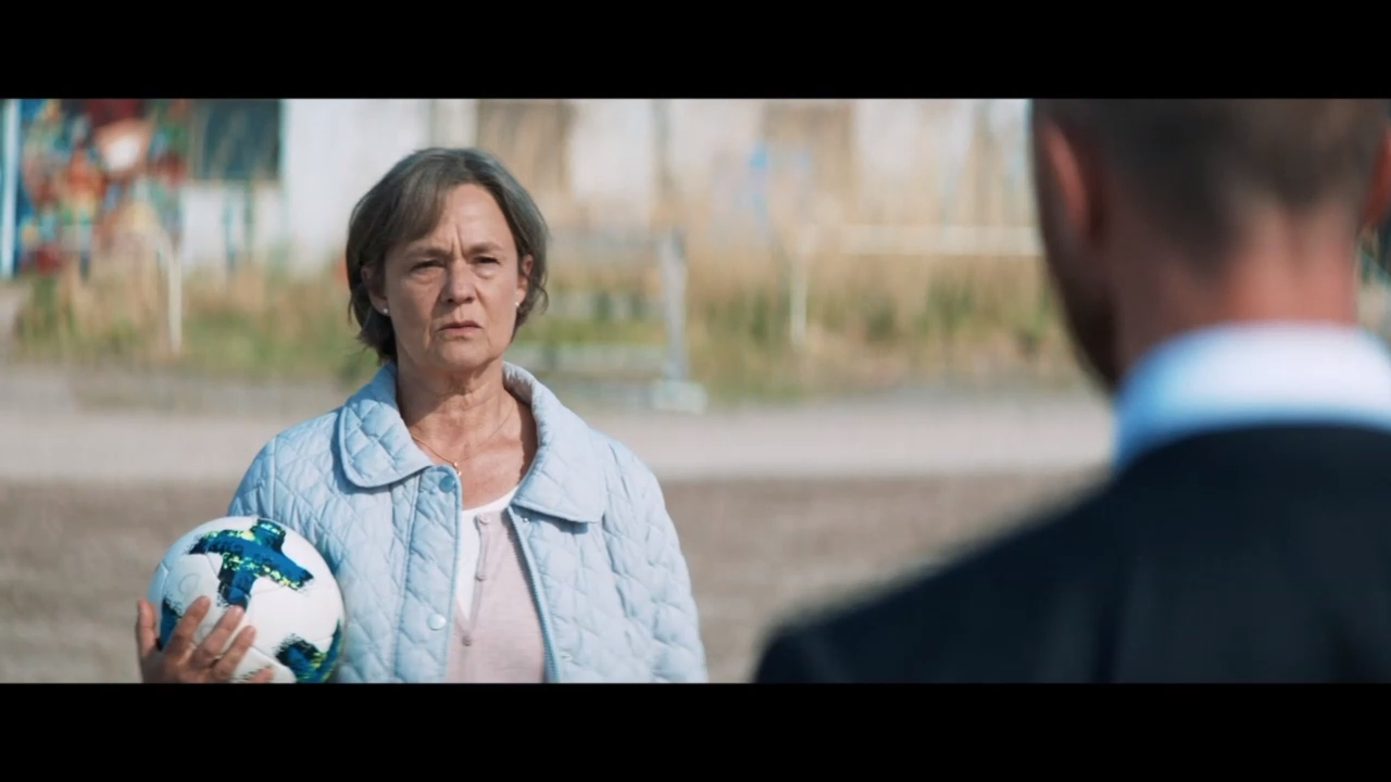 Здесь была Бритт-Мари/ Britt-Marie Var Här (2019) Дублированный трейлер