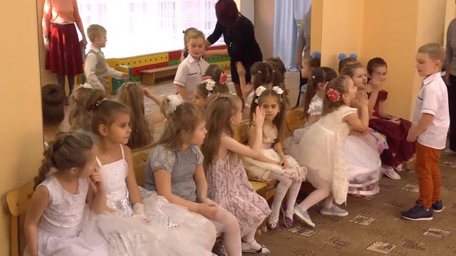 10 дс 8 марта 2019 смотреть онлайн