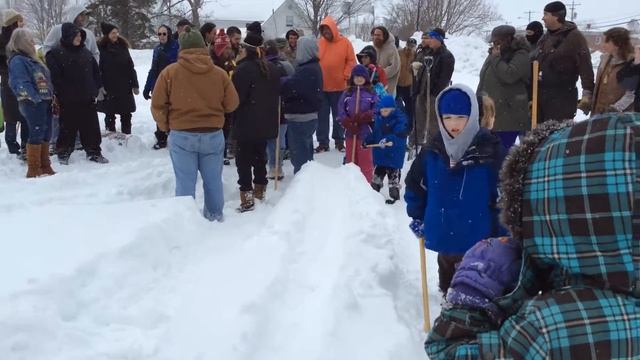 Abenaki Snow Snake Games смотреть онлайн