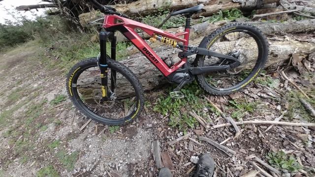 Vom Motorrad zum E BIKE - Ducati jetzt mit E MTB! ? смотреть онлайн