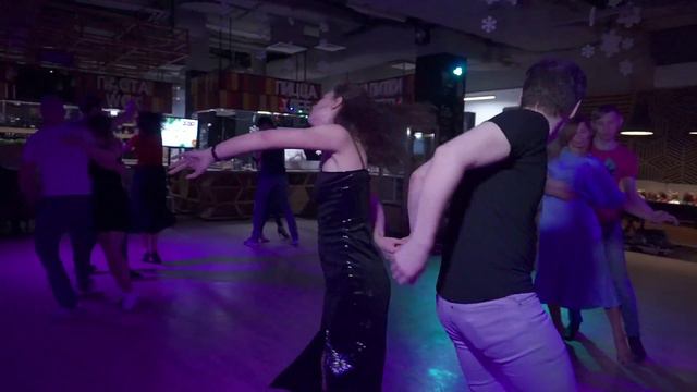 Ivan Bubnov and Swetlana Shwedova. #Zouk improvisation. смотреть онлайн