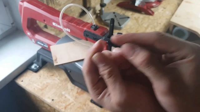 Wyrzynarka włosowa Einhell TC-SS 405 E смотреть онлайн