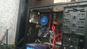 после выключения работают вентиляторы