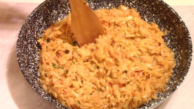 Пирог с капустой и сосисками-быстрого приготовления! Очень вкусно! смотреть онлайн