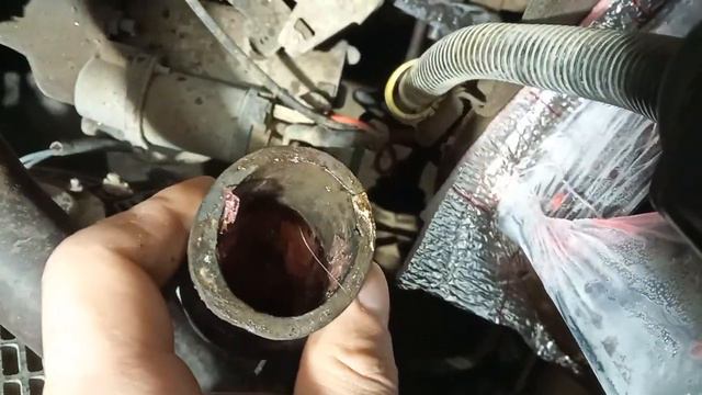 Перегревается двигатель ВАЗ-2114. Замёрз антифриз в патрубках, выбирайте проверенный на морозе. смотреть онлайн