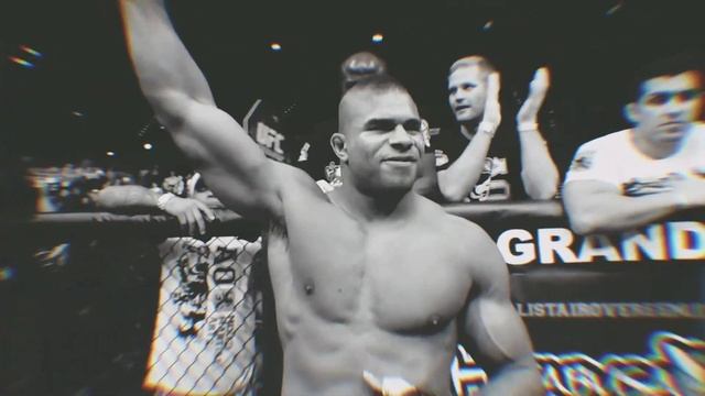 Топ-5 красивых нокаутов в тяжёлом весе UFC смотреть онлайн