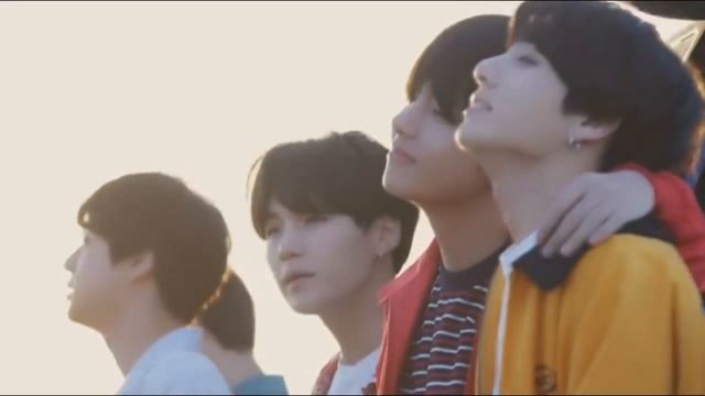 У ЧОНГУКА ЕСТЬ ДЕВУШКА ?? + ОТВЕТ BIGHIT