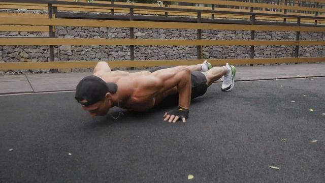 ЧТО ТАКОЕ КАЛИСТЕНИКА?  И БАЗОВАЯ ТРЕНИРОВКА ОТ НАЧИНАЮЩЕГО ДО ВЫСОКОГО УРОВНЯ