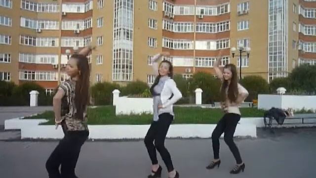 Тройняшки - PARTY смотреть онлайн