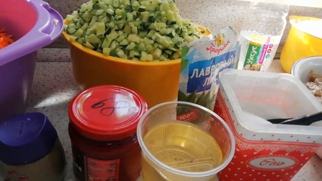 Родился богатырь.Рассольник на зиму из свежих огурцов. смотреть онлайн