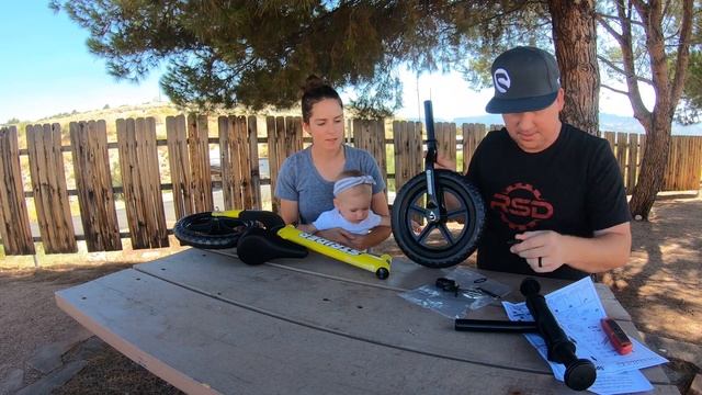 New Bike Day (for my daughter) - The Strider 12 Sport Baby Bundle - Hardtail Party смотреть онлайн