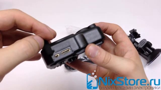 Автомобильный видеорегистратор Каркам Q4 смотреть онлайн