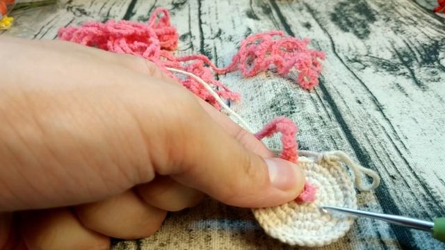 Самый простой метод крепления волос из пряжи смотреть онлайн