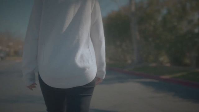 First test Sony a7 IV, 24mm 1.4GM in APS-C mode only смотреть онлайн