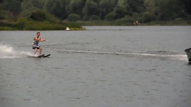 водные лыжи смотреть онлайн