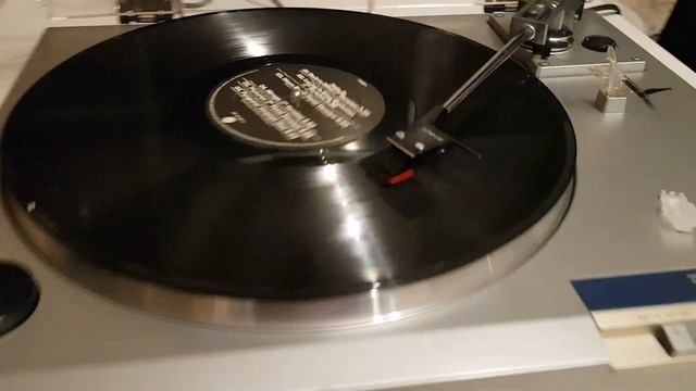 SONY PS-LX1 смотреть онлайн