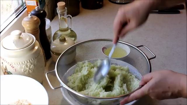 Что приготовить из кабачков?!Греческие котлеты из кабачков со сметаной. Быстро и вкусно! смотреть онлайн