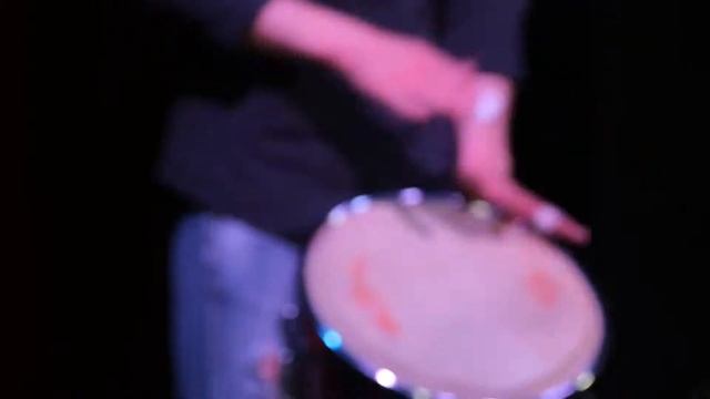 Испанская гитара с барабаном (есть блок с подтанцовкой) смотреть онлайн