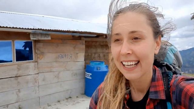 Озеро в кратере вулкана на высоте 4000м . ЛАГУНА КИЛОТОА. смотреть онлайн