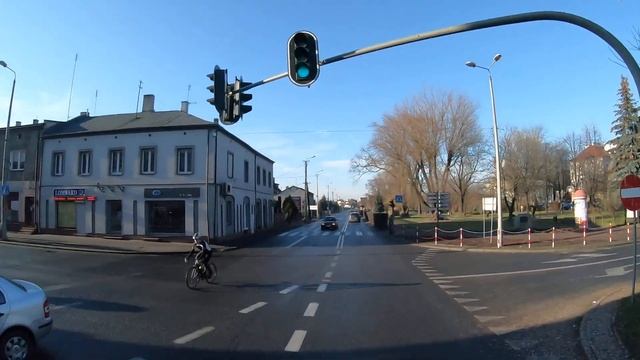 Польша. Лодзинское воеводство. Деревни и городки Польши: Ладзице (Ładzice), Велюнь (Wieluń), Dąbrow смотреть онлайн