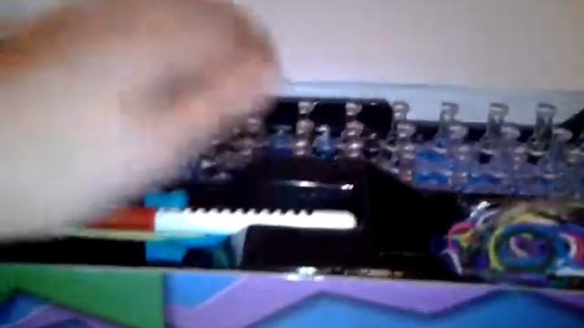 Обзор на станок для плетения из резиночек смотреть онлайн