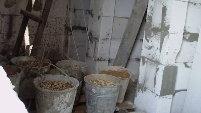Дача своими руками. Заливка части перекрытия смотреть онлайн