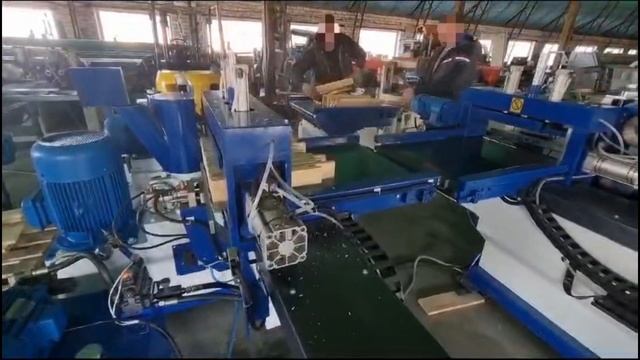 Линия торцевого сращивания YONGQIANG FJL 150-8 смотреть онлайн