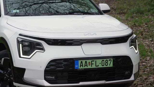 TESZT: Kia Niro EV (2022) - A siker újabb várományosa? смотреть онлайн