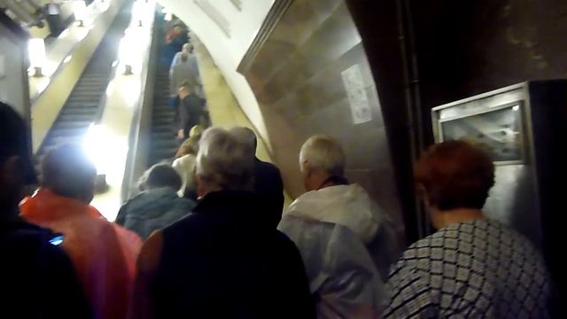 1 В МЕТРО СТАНЦИЯ КРАСНЫЕ ВОРОТА 00776 смотреть онлайн