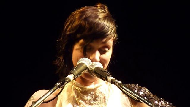 Erica García - Es difícil amor смотреть онлайн
