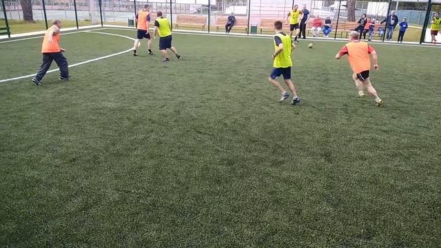 Кошмак О. забиває у ворота Зміни Д смотреть онлайн