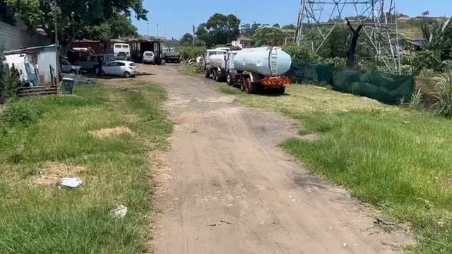 Hosting 1,250sqm Land TO LET in the Industrial node of Springfield смотреть онлайн