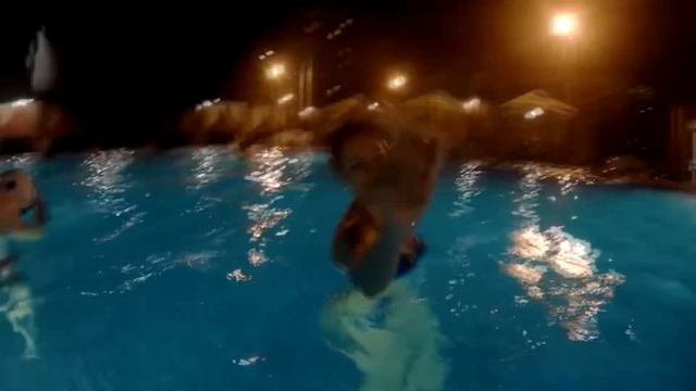 Лето. Бассейн. Шери Хол. Ростов. смотреть онлайн