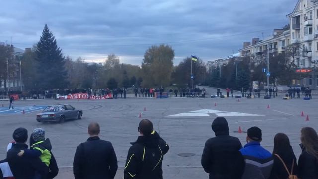 Дрифт на площади Краматорска 5 смотреть онлайн
