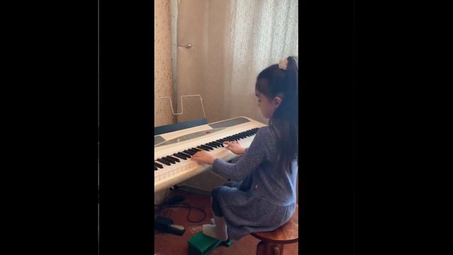 Мария Манукова, 8 лет. В.Ходош. "Золотой петушок" смотреть онлайн
