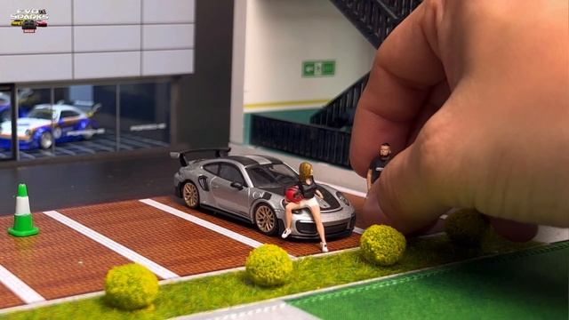 Porsche Car Showroom 1/64 Diorama | Hotwheels Diorama