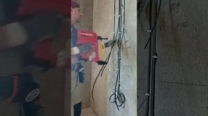07 Fixpistols FGT 95+скобы от Rexant удобство и скорость крепления кабеля по стенам