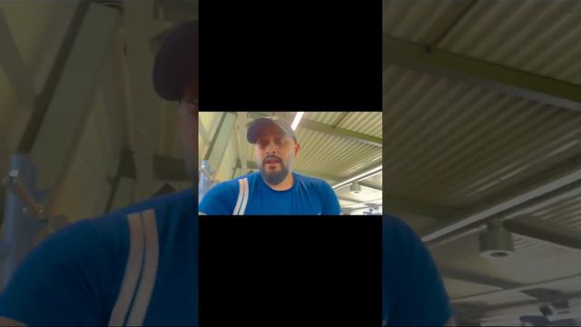 Един ден със мен смотреть онлайн