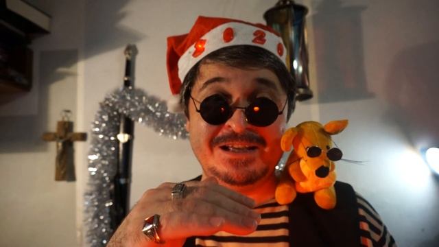 Я и мой друг Крыс поздравляем вас с Новым Годом! My friend Rat and I wish you a happy New Year! смотреть онлайн