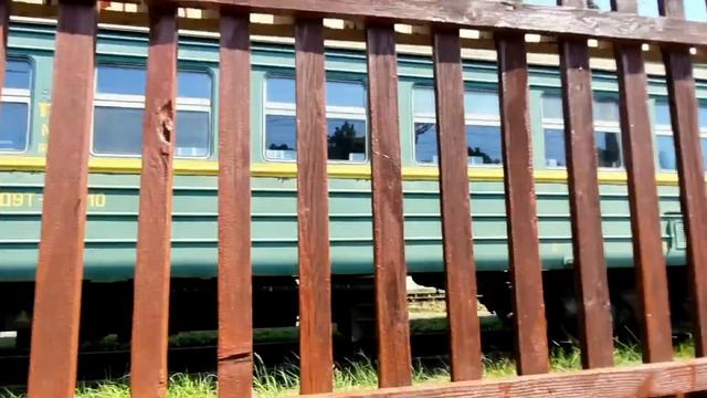 Машинка и саморез на рельсах/ Кладбище поездов/ вагонное депо и электрички смотреть онлайн