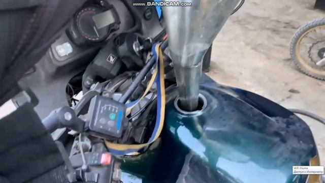 Зачем двигатель Transalp имеет такую низкую степень сжатия. АЗС в центральной Азии. смотреть онлайн