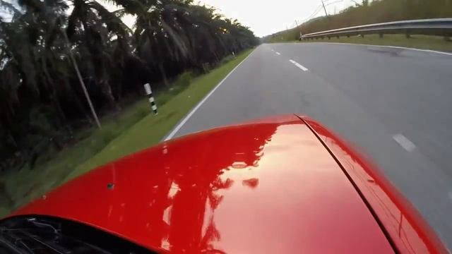 Звук выхлопа Mugen Twin Loop смотреть онлайн