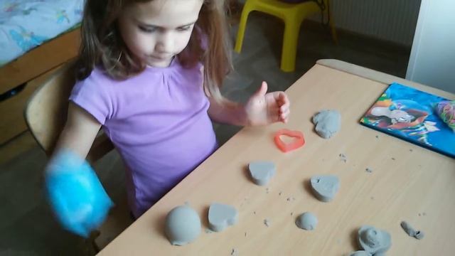 Как делать красивые формы из кинетического песка смотреть онлайн