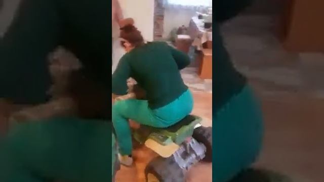 Скрашиваем свой досуг на даче!!!! Приколяшки?? смотреть онлайн