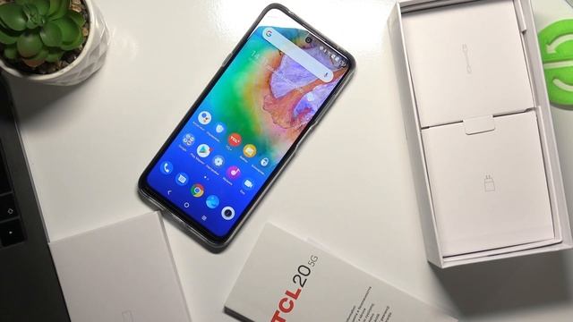 Распаковка TCL 20 5G / Первая реакция TCL 20 смотреть онлайн