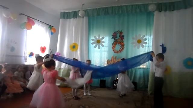 мбдоу3" танец полотнами" ст. Калниболотская смотреть онлайн