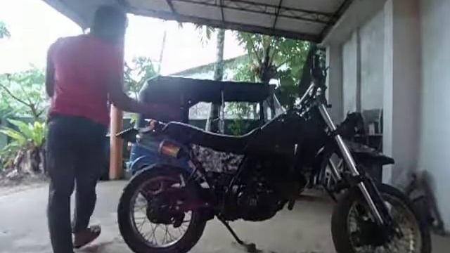 2002 Yamaha Serow 225 смотреть онлайн