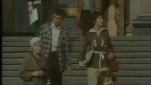 Russian Language and People Episode 09 смотреть онлайн