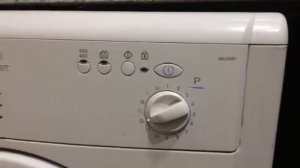 Стиральная машина Indesit WIUN 81 мигают индикаторы полоскание и замок! Что делать?